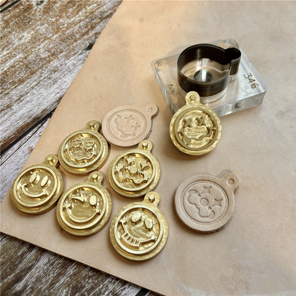 Leather Stamp Set - Benutzer definierte Anhänger Lächeln Gesicht Kupfer